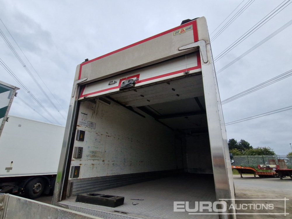 DAF CF330 - Građevinska mašina: slika 4 DAF CF330 - Građevinska mašina: slika 4