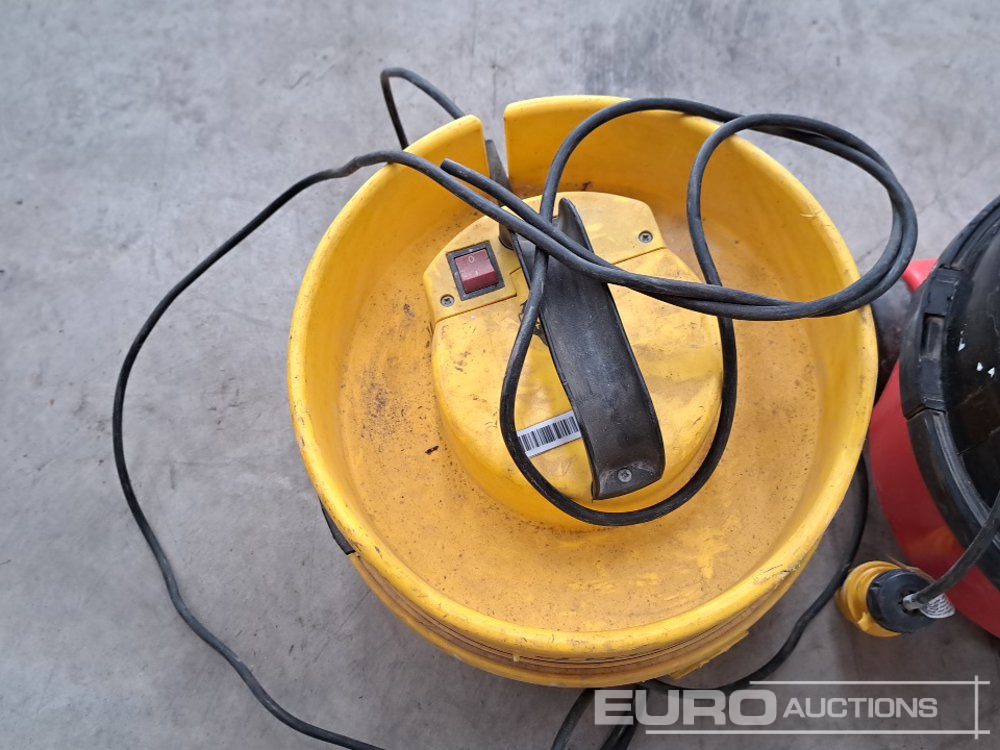 Građevinska oprema Henry, James 110/240 Volt Vacuum Cleaner (3 of): slika 9