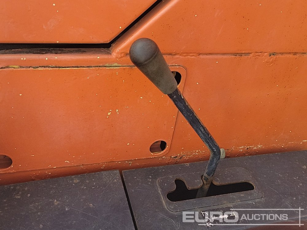 Kiper guseničar Hitachi EG40R: slika 34