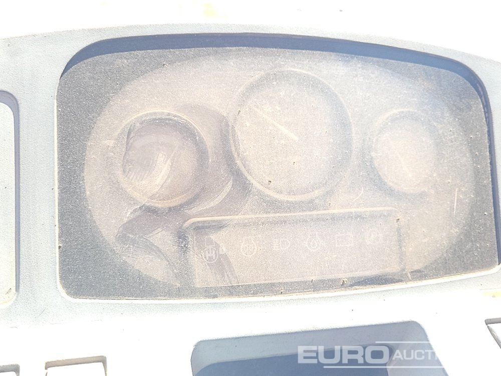 Kiper guseničar Hitachi EG40R: slika 35