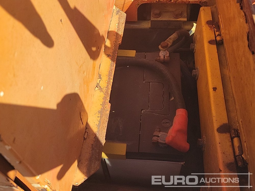 Kiper guseničar Hitachi EG40R: slika 22