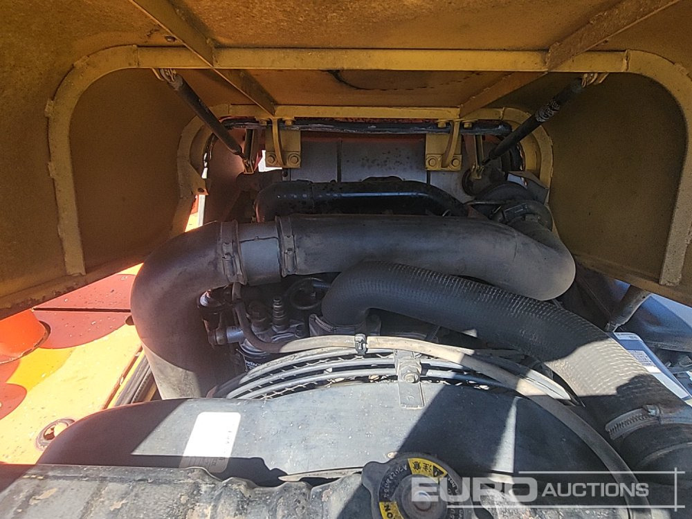 Kiper guseničar Hitachi EG40R: slika 25