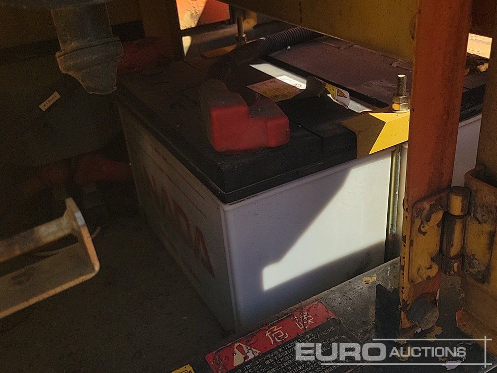 Kiper guseničar Hitachi EG40R: slika 24
