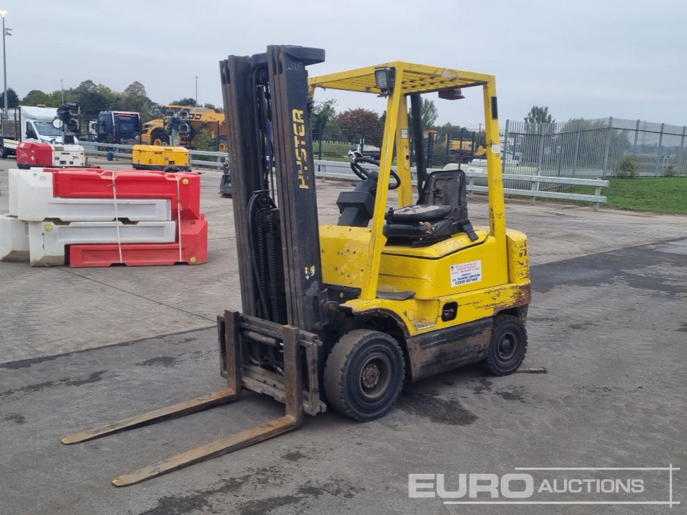 Hyster Diesel Forklift, 3 Stage Free Lift Mast, Side Shift, Forks (Runs, Slow Drive) - Viljuškar: slika 1 Hyster Diesel Forklift, 3 Stage Free Lift Mast, Side Shift, Forks (Runs, Slow Drive) - Viljuškar: slika 1
