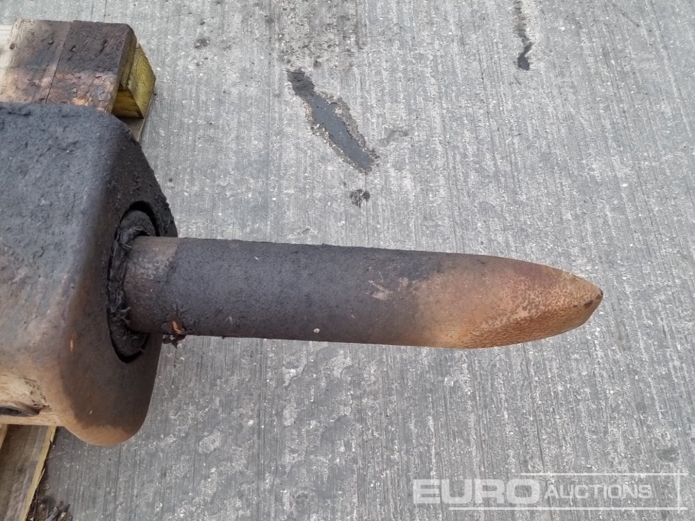 Hidraulični čekić Indeco Hydraulic Breaker 65mm Pin to suit 13 Ton Excavator: slika 10