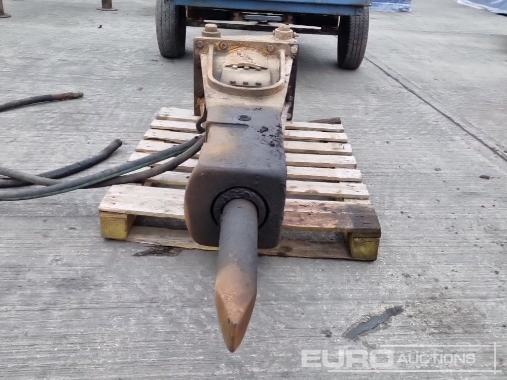 Hidraulični čekić Indeco Hydraulic Breaker 65mm Pin to suit 13 Ton Excavator: slika 8