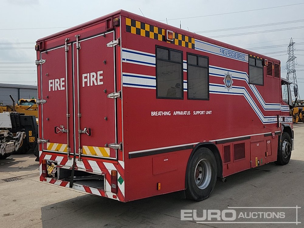Iveco Ford Super Cargo 170E23, 4x2 Fire Unit, On Board CompressoR, (For Export or Breaking Use Only, Cannot Be Used within UK) (Reg Docs Are NOT Available) - Autočistilica: slika 5 Iveco Ford Super Cargo 170E23, 4x2 Fire Unit, On Board CompressoR, (For Export or Breaking Use Only, Cannot Be Used within UK) (Reg Docs Are NOT Available) - Autočistilica: slika 5