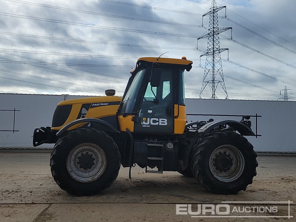 JCB Fastrac 3230 - Traktor: slika 2 JCB Fastrac 3230 - Traktor: slika 2