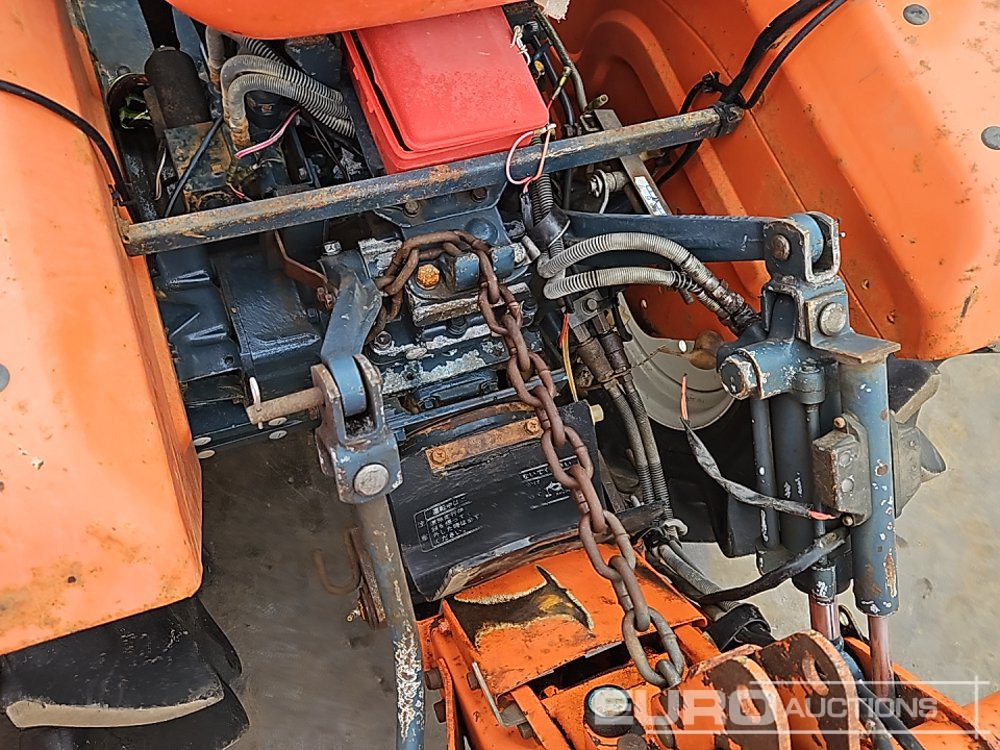 Mali traktor Kubota B1402-M: slika 15