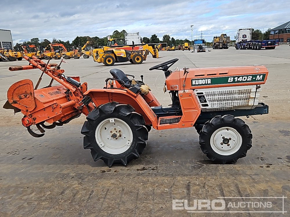 Mali traktor Kubota B1402-M: slika 6