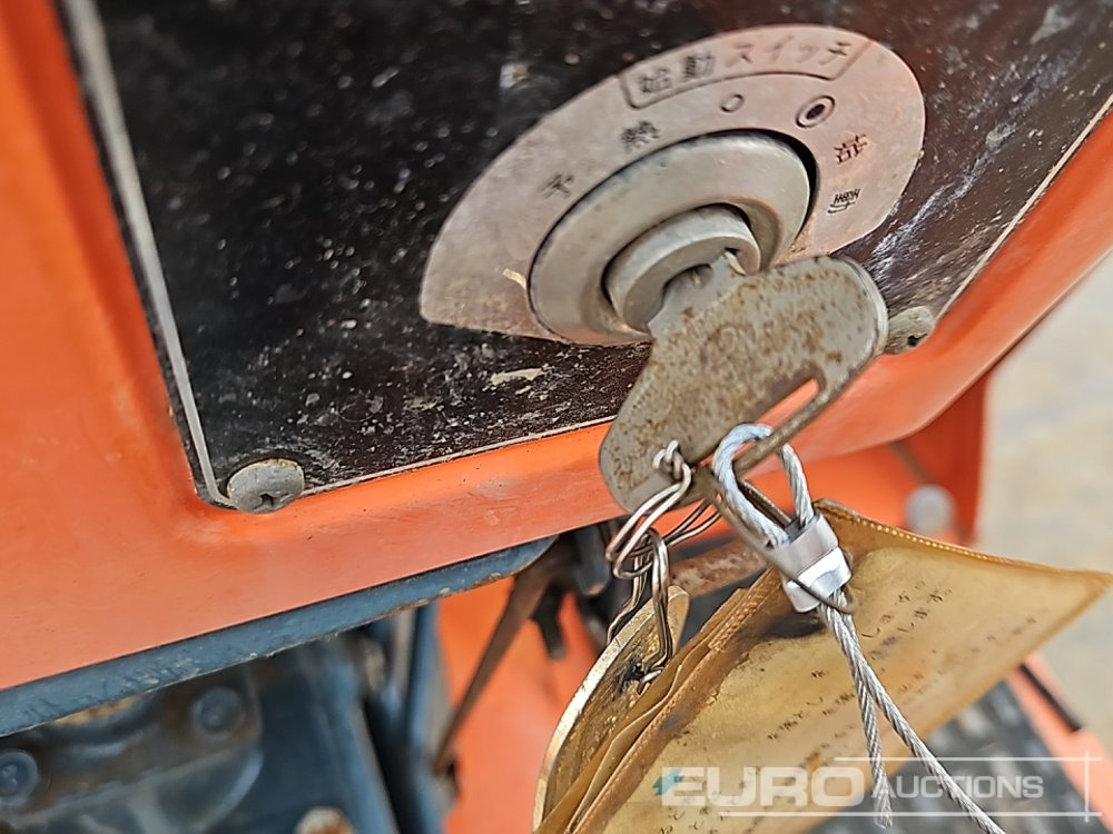 Mali traktor Kubota B1402-M: slika 33