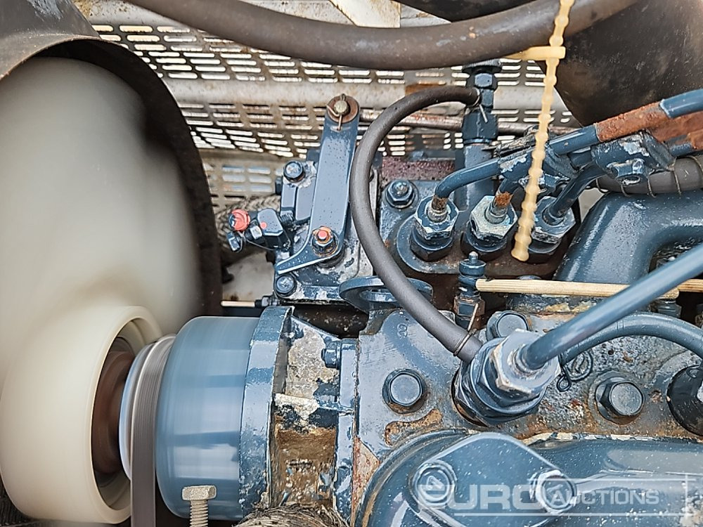 Mali traktor Kubota B1402-M: slika 21