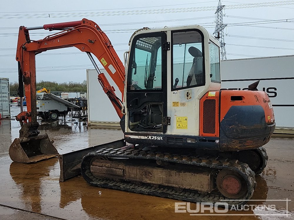 Kubota KX251 - Mini bager: slika 3 Kubota KX251 - Mini bager: slika 3
