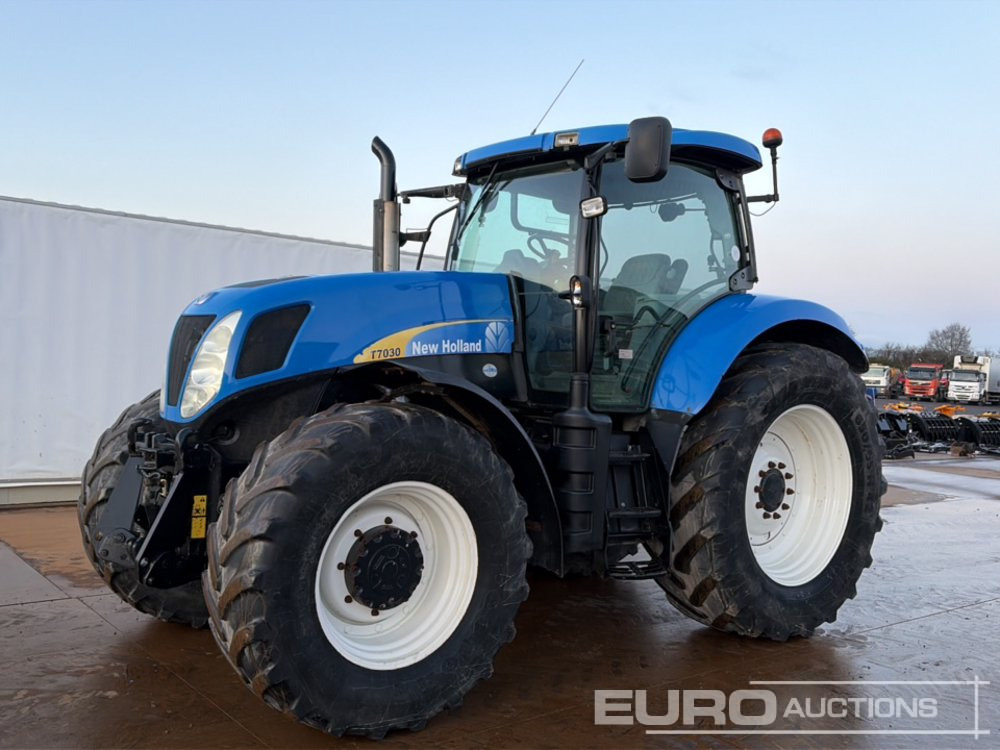 New Holland T7030 - Traktor: slika 1 New Holland T7030 - Traktor: slika 1