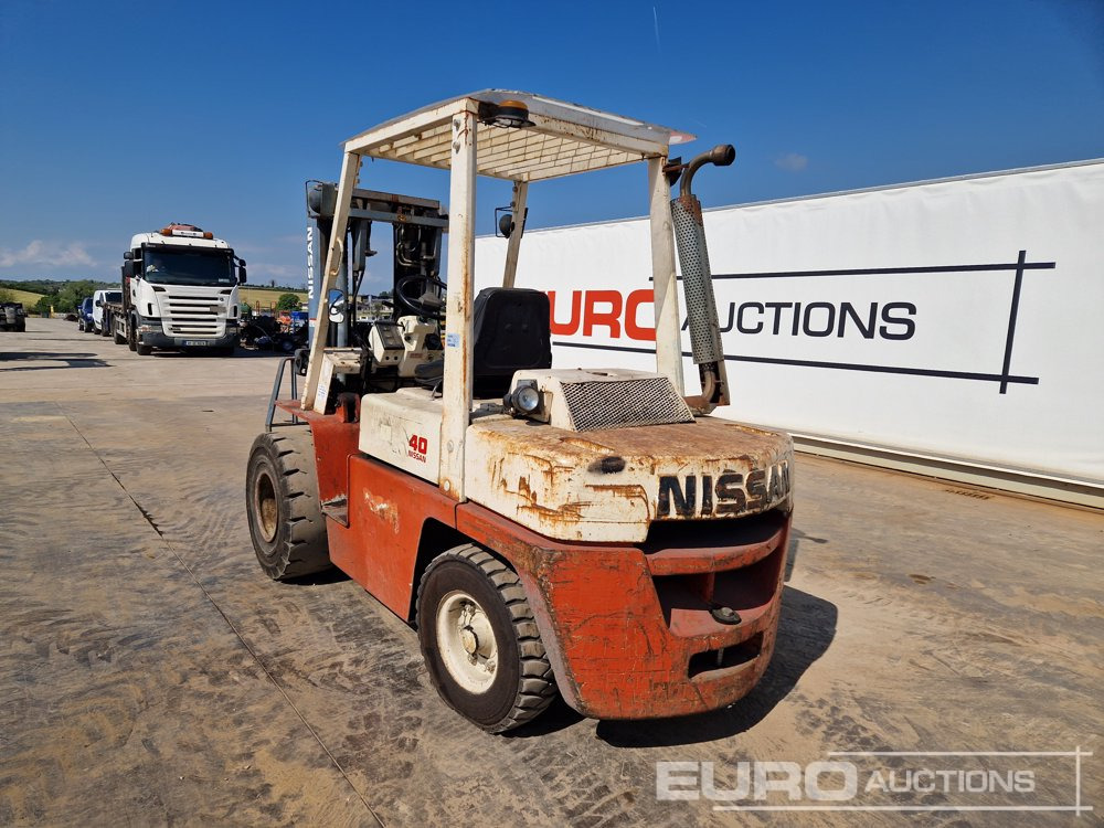 Nissan 4 Ton Diesel Forklift, 3 Stage Freelift Mast, Sideshift - Viljuškar: slika 3 Nissan 4 Ton Diesel Forklift, 3 Stage Freelift Mast, Sideshift - Viljuškar: slika 3