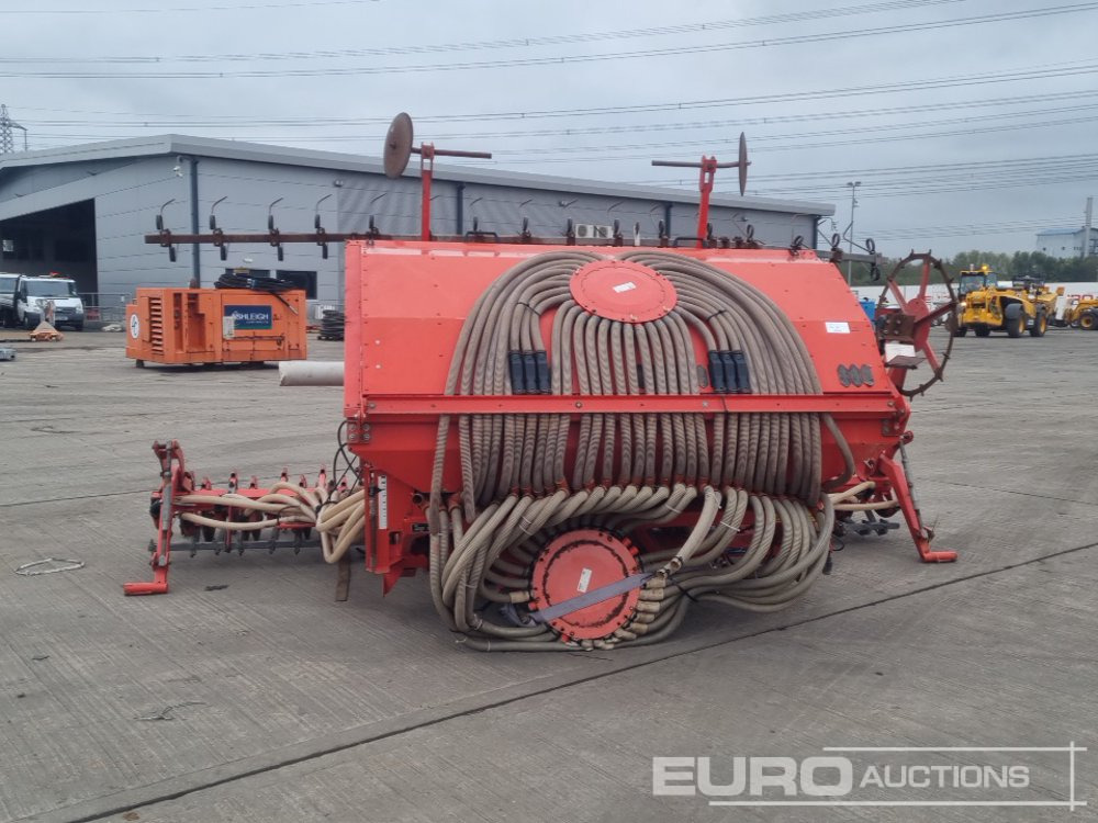 2002 Kuhn LC 402 - Poljoprivredna mašina: slika 4 2002 Kuhn LC 402 - Poljoprivredna mašina: slika 4