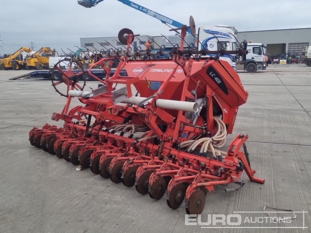 2002 Kuhn LC 402 - Poljoprivredna mašina: slika 1 2002 Kuhn LC 402 - Poljoprivredna mašina: slika 1
