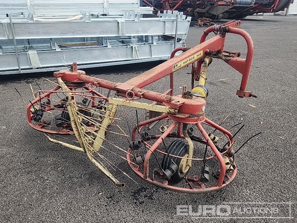 PZ Haybob 300 Tedder - Poljoprivredna mašina: slika 2 PZ Haybob 300 Tedder - Poljoprivredna mašina: slika 2