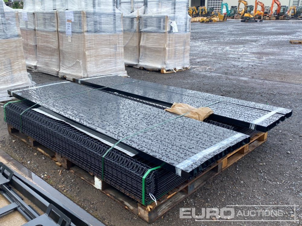 Unused Security Fencing, Black, 25 Panels 2.1m x 2,4m & 26 60mm x 60mm Posts, Fasteners and Fittings - Poljoprivredna mašina: slika 4 Unused Security Fencing, Black, 25 Panels 2.1m x 2,4m & 26 60mm x 60mm Posts, Fasteners and Fittings - Poljoprivredna mašina: slika 4
