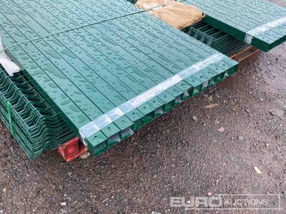 Unused Security Fencing, Green, 25 Panels 2.1m x 2,4m & 26 60mm x 60mm Posts, Fasteners and Fittings - Poljoprivredna mašina: slika 5 Unused Security Fencing, Green, 25 Panels 2.1m x 2,4m & 26 60mm x 60mm Posts, Fasteners and Fittings - Poljoprivredna mašina: slika 5