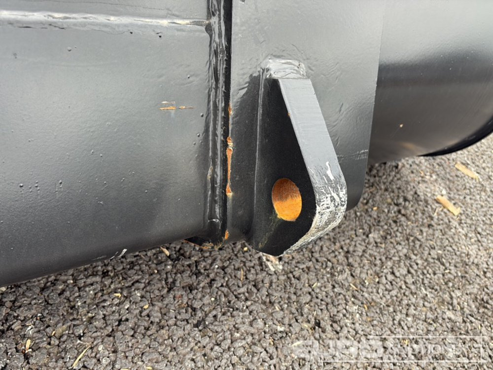 Poljoprivredna mašina Unused Strickland 90" Loading Bucket to suit JCB Telehandler: slika 8