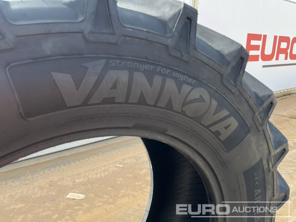 Poljoprivredna mašina Unused Vannova 650/65R42-170 R1W Tyre (2 of): slika 7