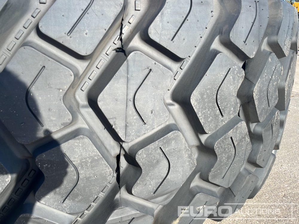 Rockbuster 29.5R25 TL E-4 Tyre to Suit Wheel Loader/Dump Truck (2 of) - Guma: slika 5 Rockbuster 29.5R25 TL E-4 Tyre to Suit Wheel Loader/Dump Truck (2 of) - Guma: slika 5