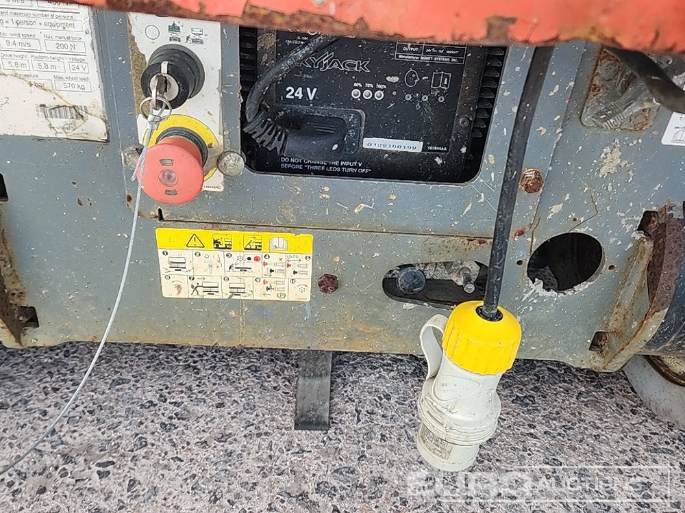 Vazdušna platforma SkyJack SJ3219: slika 11