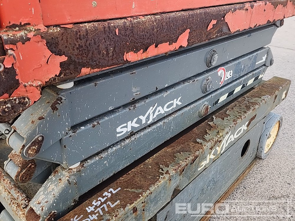 Vazdušna platforma SkyJack SJ3219: slika 18