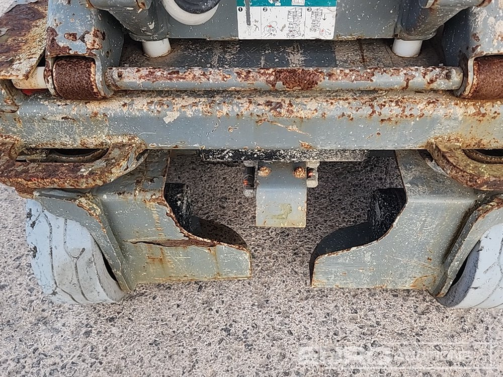 Vazdušna platforma SkyJack SJ3219: slika 17