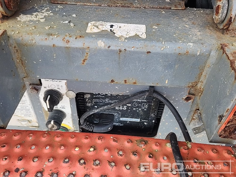 Vazdušna platforma SkyJack SJ3219: slika 10