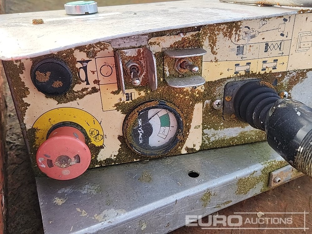 Vazdušna platforma SkyJack SJ3219: slika 25