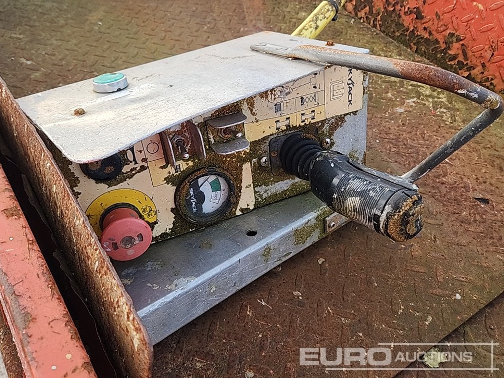 Vazdušna platforma SkyJack SJ3219: slika 24