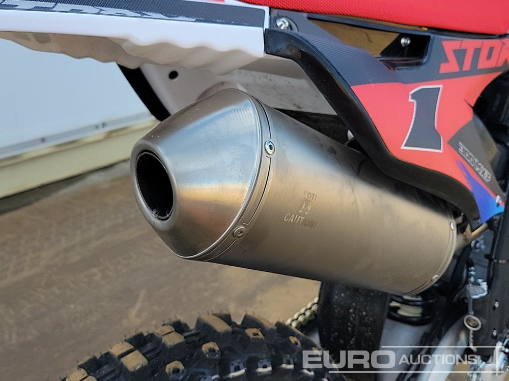 Motocikl Unused 2025 Apollo Storm 300cc Motorcross Bike, 21" Front, 18" Rear Tyres, Electric Start, Air Cooled, Hydraulic Suspension, Disc Brakes, Lighting Kit (UNASSEMBLED): slika 22 Motocikl Unused 2025 Apollo Storm 300cc Motorcross Bike, 21" Front, 18" Rear Tyres, Electric Start, Air Cooled, Hydraulic Suspension, Disc Brakes, Lighting Kit (UNASSEMBLED): slika 22