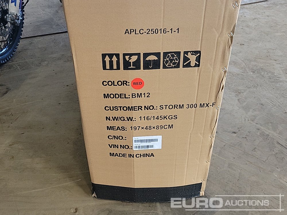 Motocikl Unused 2025 Apollo Storm 300cc Motorcross Bike, 21" Front, 18" Rear Tyres, Electric Start, Air Cooled, Hydraulic Suspension, Disc Brakes, Lighting Kit (UNASSEMBLED): slika 42 Motocikl Unused 2025 Apollo Storm 300cc Motorcross Bike, 21" Front, 18" Rear Tyres, Electric Start, Air Cooled, Hydraulic Suspension, Disc Brakes, Lighting Kit (UNASSEMBLED): slika 42