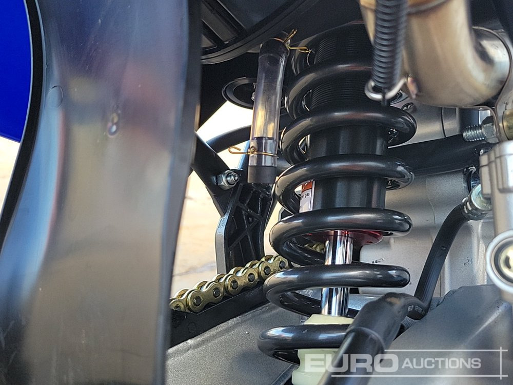 Motocikl Unused 2025 Apollo Thunder 250cc Motorcross Bike, 21" Front, 18" Rear Tyres, Electric Start, Air Cooled, Hydraulic Suspension, Disc Brakes, Lighting Kit (UNASSEMBLED): slika 19