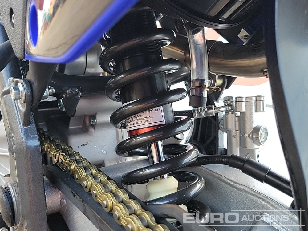 Motocikl Unused 2025 Apollo Thunder 250cc Motorcross Bike, 21" Front, 18" Rear Tyres, Electric Start, Air Cooled, Hydraulic Suspension, Disc Brakes, Lighting Kit (UNASSEMBLED): slika 18