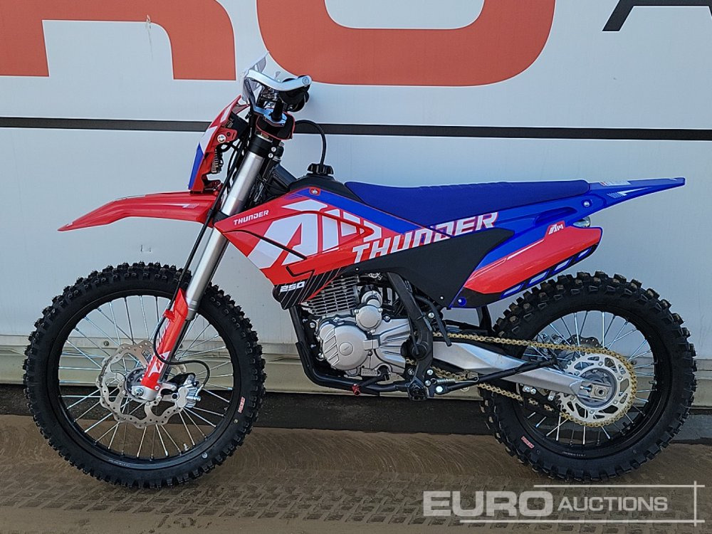 Unused 2025 Apollo Thunder - Motocikl: slika 2 Unused 2025 Apollo Thunder - Motocikl: slika 2