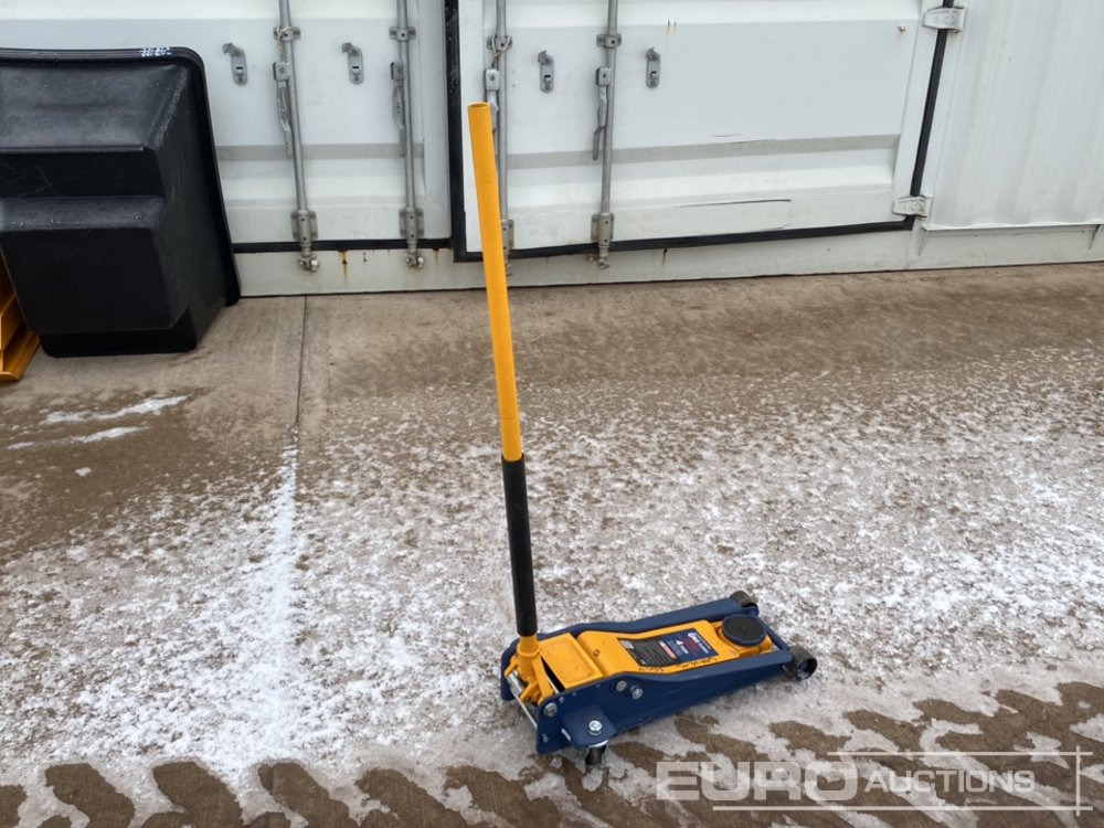 Unused Genuis 4 Ton Low Profile Trolley Jack - Гаражна опрема: slika 5 Unused Genuis 4 Ton Low Profile Trolley Jack - Гаражна опрема: slika 5