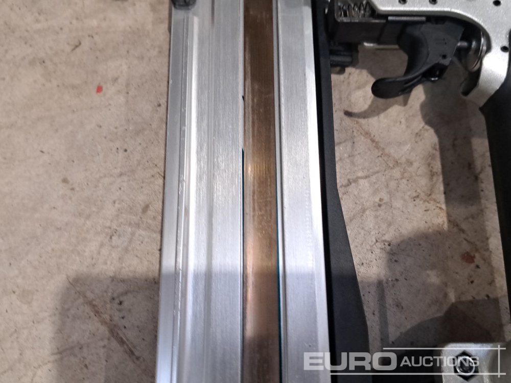 Građevinska oprema Unused Makita AT1150A Pneumatic Nailer (Body Only): slika 11
