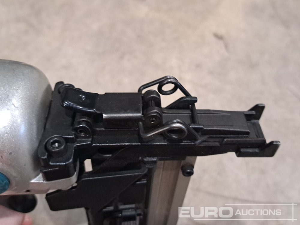 Građevinska oprema Unused Makita AT1150A Pneumatic Nailer (Body Only): slika 21