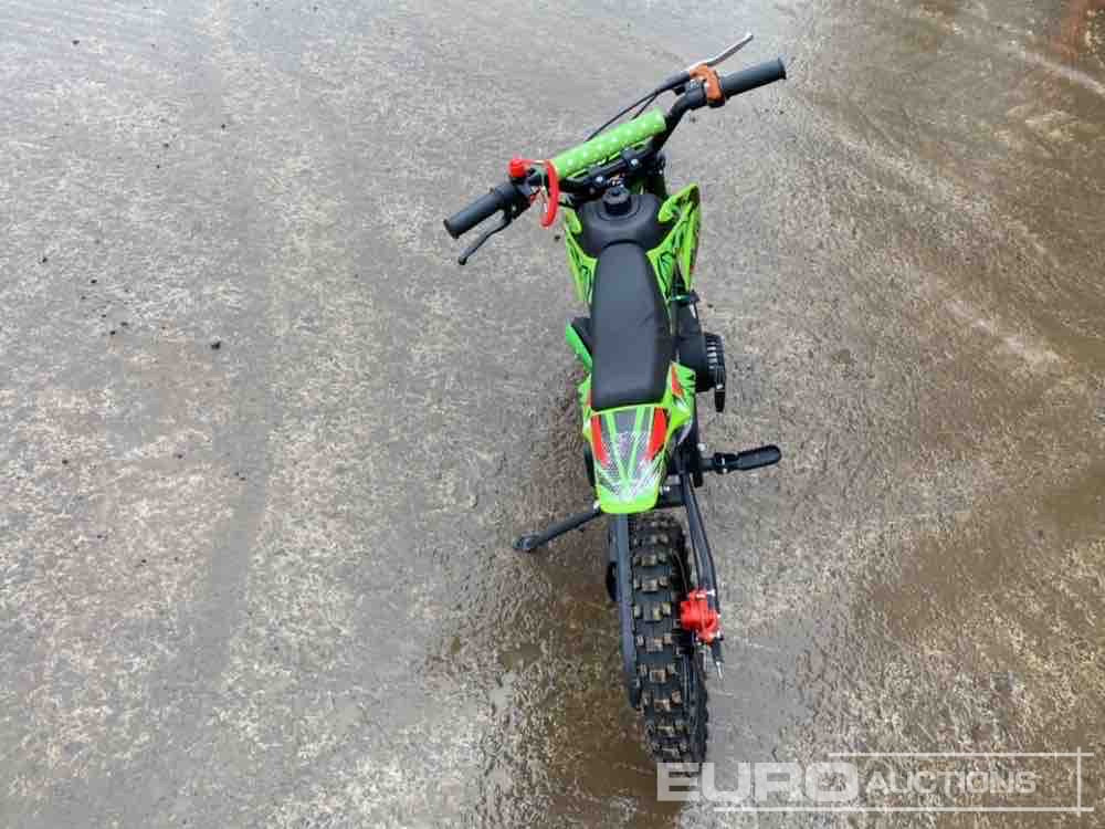 Unused Mini Moto 49cc Mini Motorbike - Гаражна опрема: slika 4 Unused Mini Moto 49cc Mini Motorbike - Гаражна опрема: slika 4