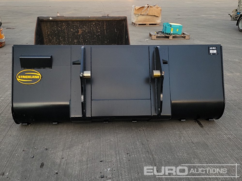 Unused Strickland 90" Loading Bucket to suit Manitou Telehandler - Kašika: slika 4 Unused Strickland 90" Loading Bucket to suit Manitou Telehandler - Kašika: slika 4