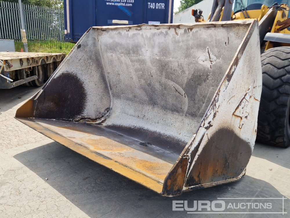 Utovarivač točkaš Volvo L120F: slika 24