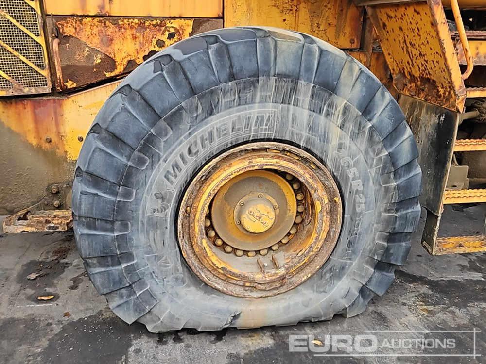 Utovarivač točkaš Volvo L150E: slika 15