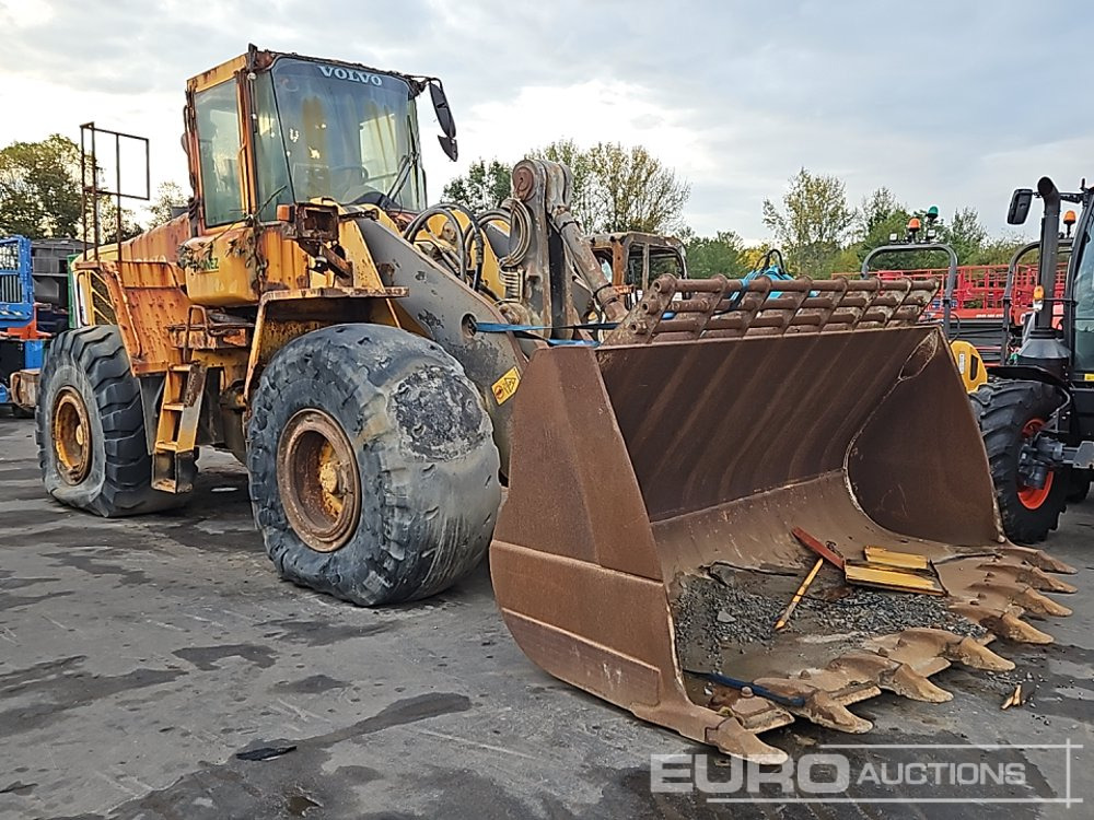 Utovarivač točkaš Volvo L150E: slika 11