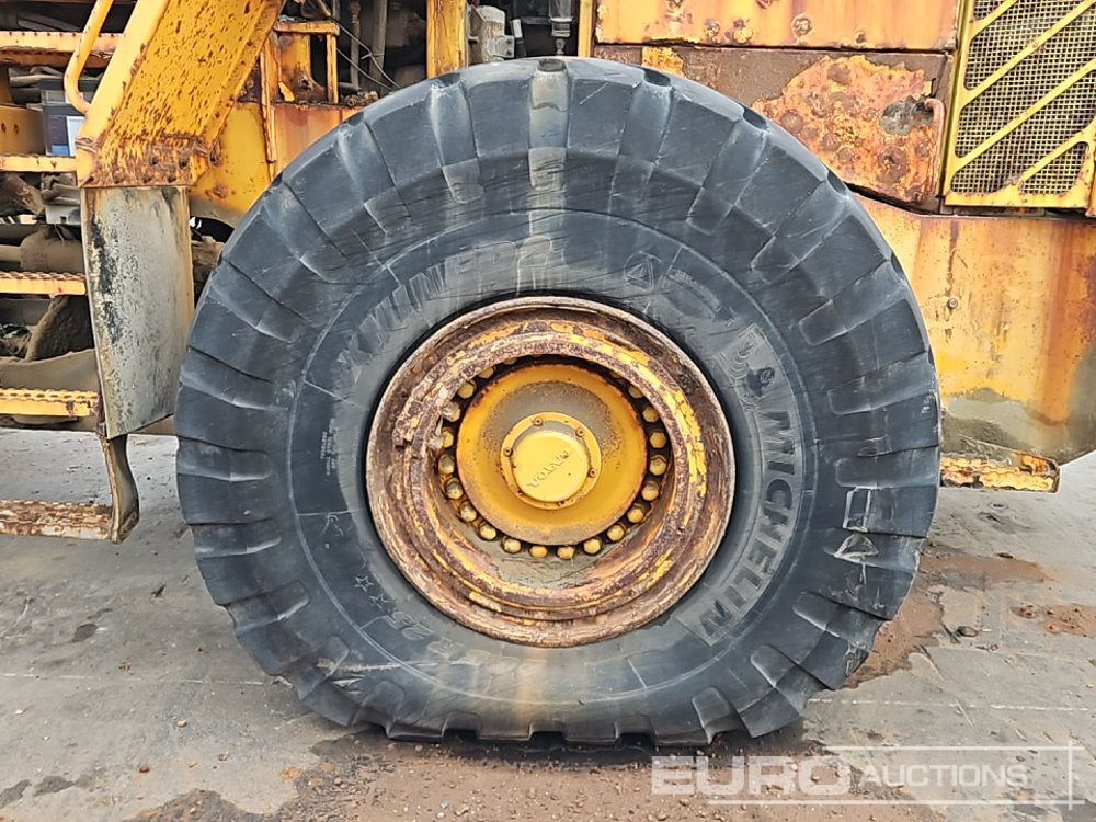Utovarivač točkaš Volvo L150E: slika 14