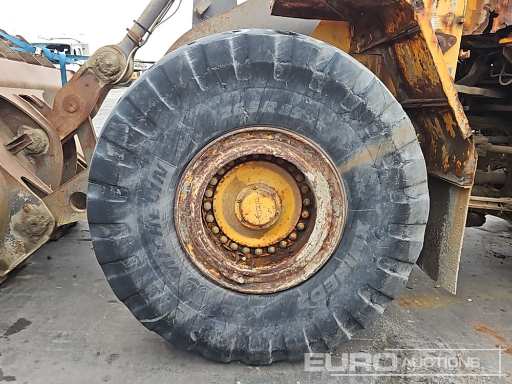 Utovarivač točkaš Volvo L150E: slika 13