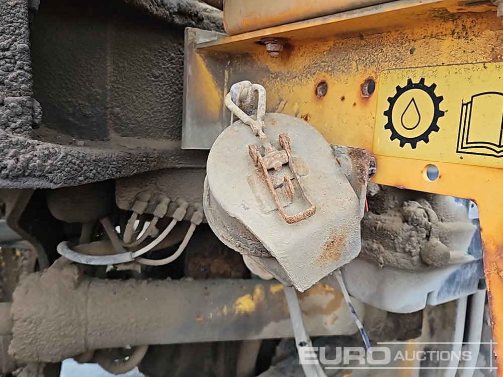 Utovarivač točkaš Volvo L150E: slika 23