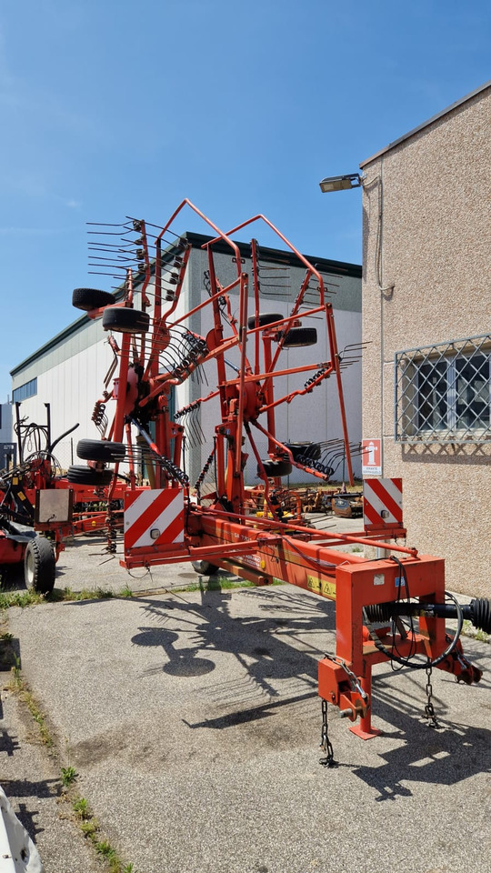 Ranghinatore usato Kuhn GA 7301 - Prevrtač/ Grabuljač: slika 1 Ranghinatore usato Kuhn GA 7301 - Prevrtač/ Grabuljač: slika 1